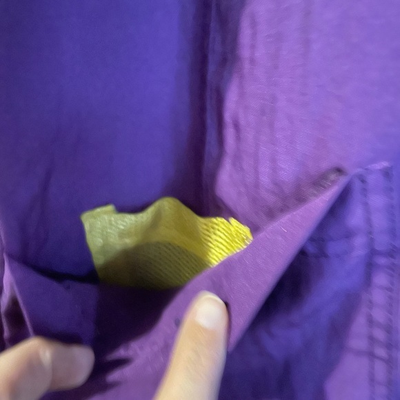 Purple scrub top - Picture 3 of 3